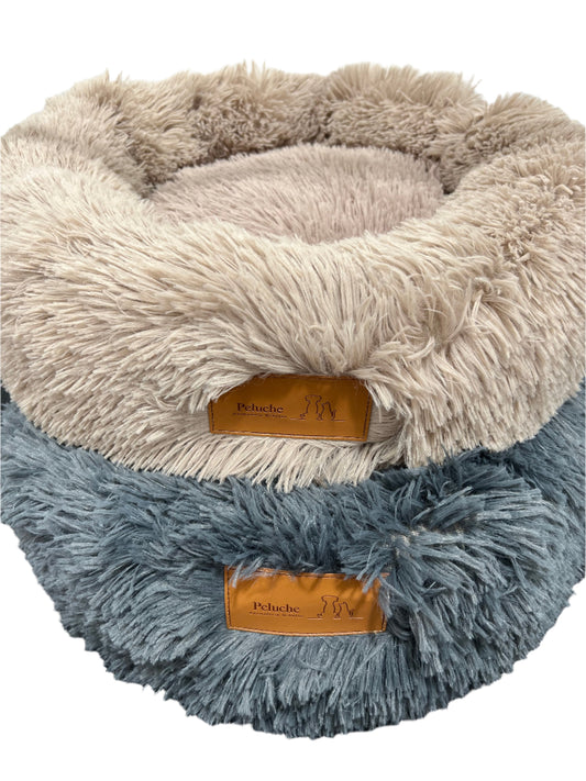 Peluche Essentials Calming Pet Bed - Shop Peluche