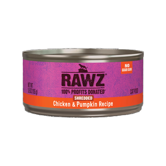 Can of Rawz Shredded Chicken & Pumpkin Recipe cat food on a white background