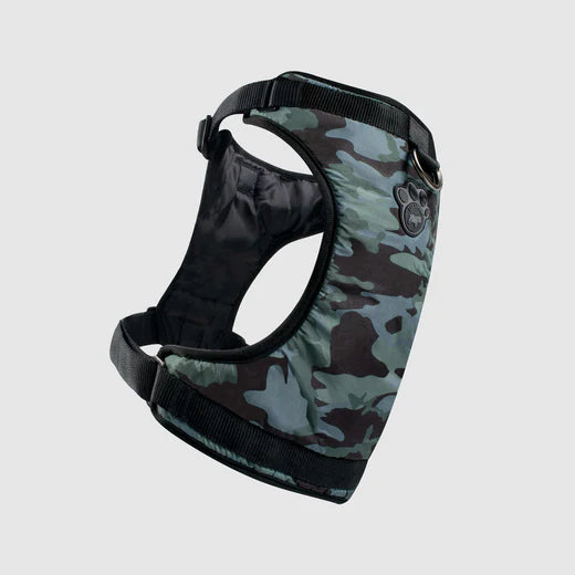Best No Pull Dog Harness Canada | Canada Pooch Camo | Peluche